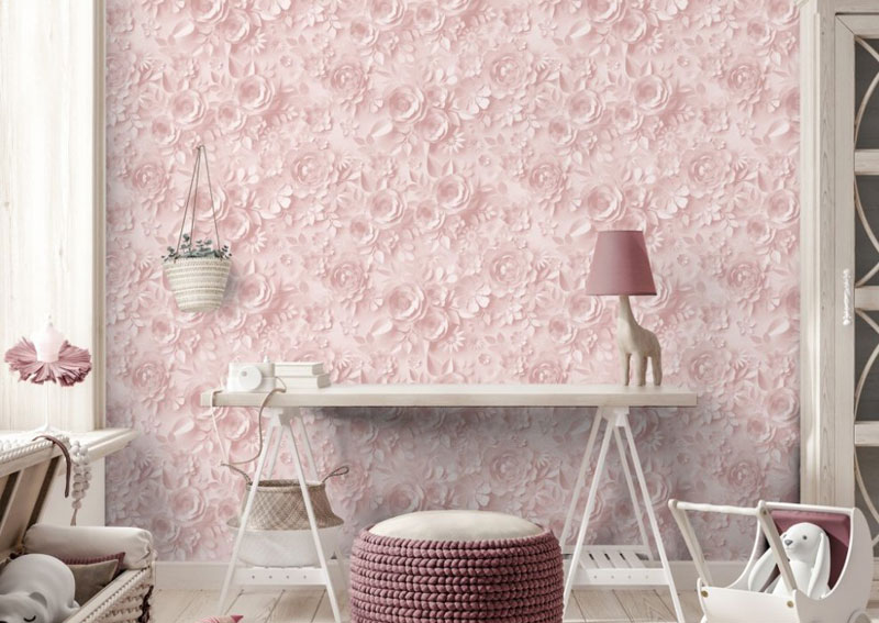 Pink floral wallpaper with an impressive 3D effect